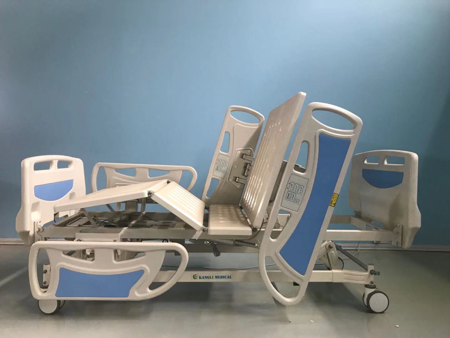 electric hospital bed with controller